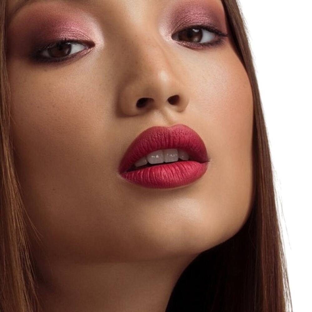 IL MAKIAGE Infinity Lip Cream Long-wear Matte Royal Lip Color 401